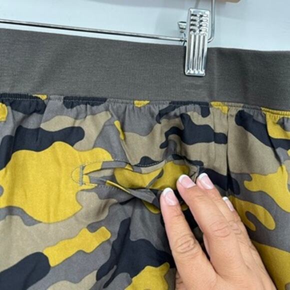 ATM Anthony Thomas Melillo Silk Camo Jogger High Waisted Pleated Pant Women’s XL - Picture 9 of 10